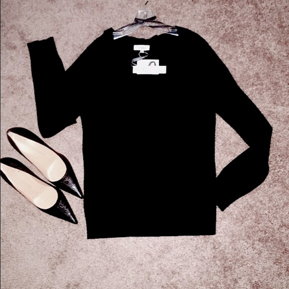 🖤V NECK SWEATER WITH DETAIL